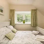 Deer Rise Hotel